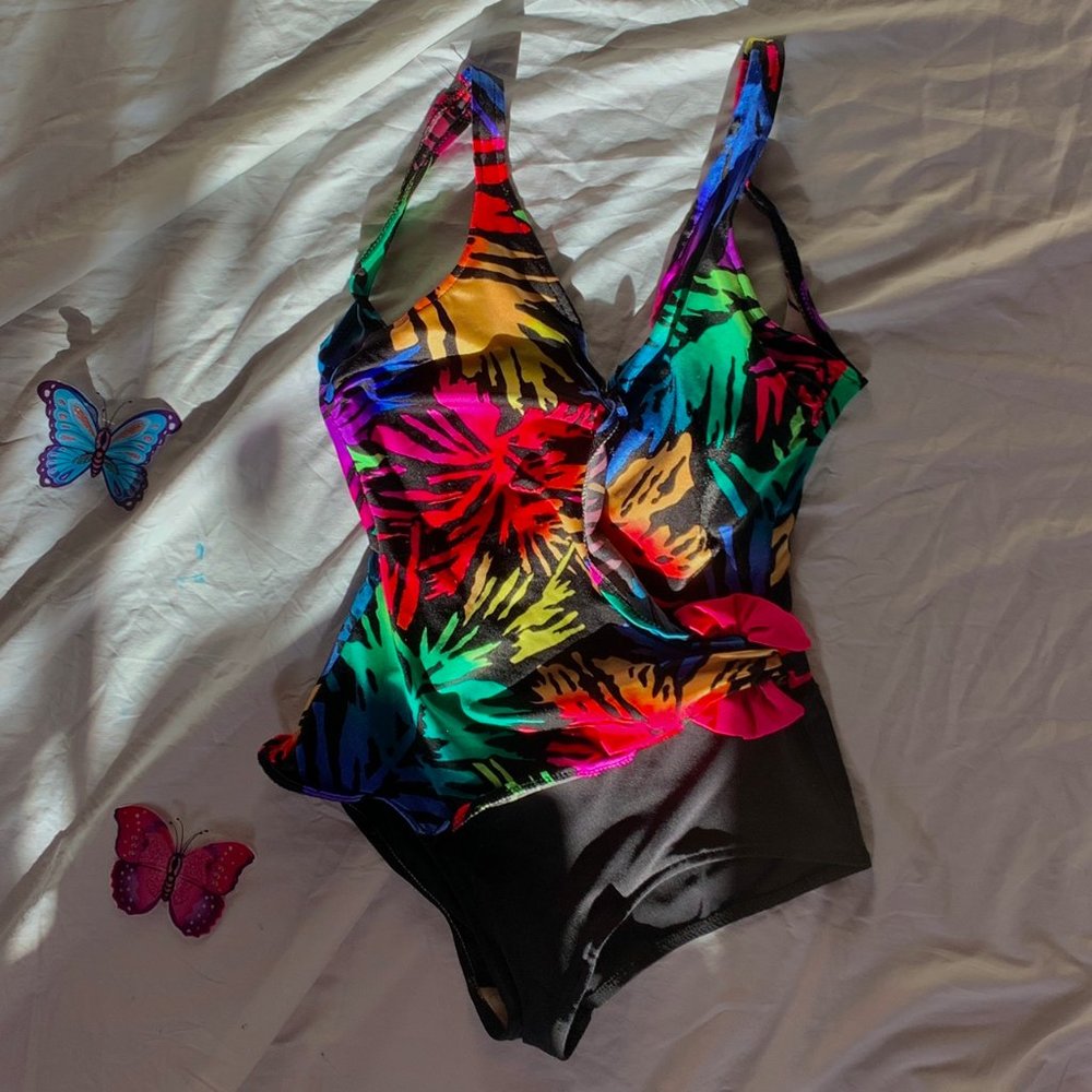 Vintge 90s swim suit